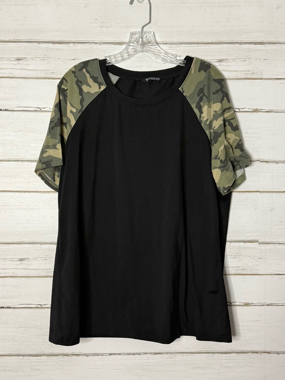BloomChic Black Camo Raglan Sleeve Top